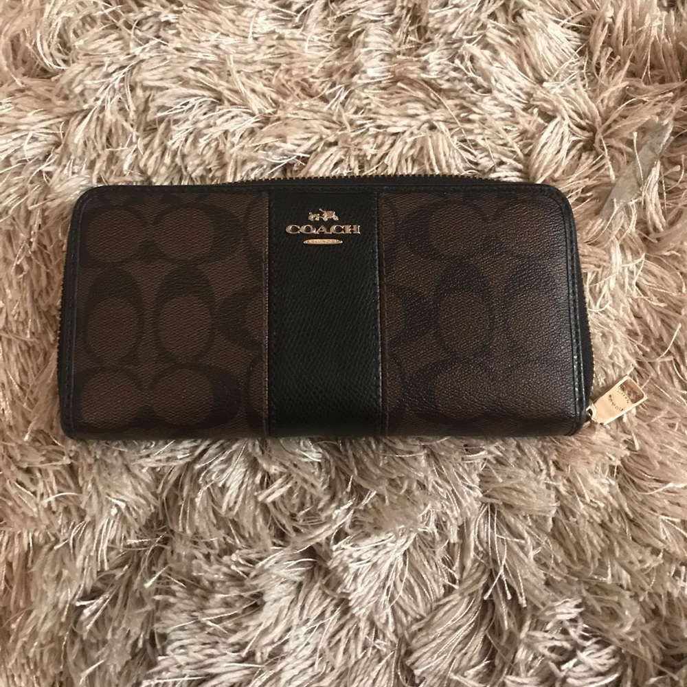 Coach Zip around Wallet